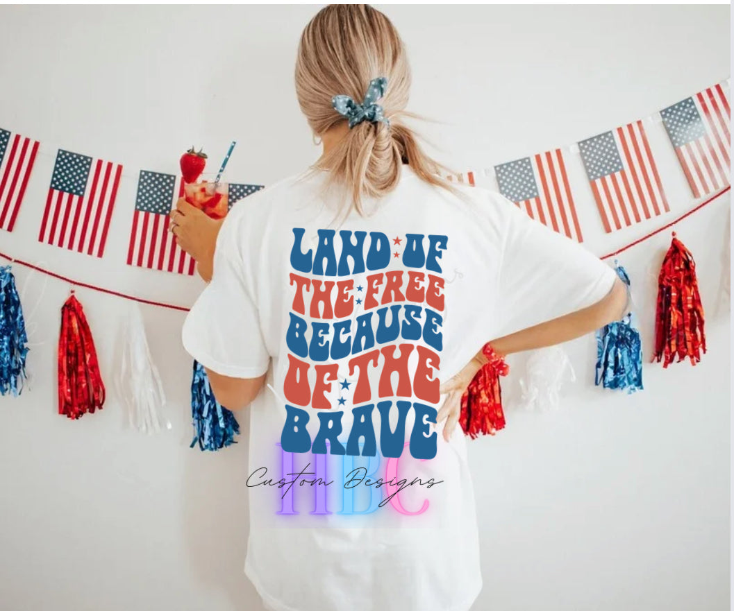 🇺🇸Land of the Free Tee with back and front pocket design